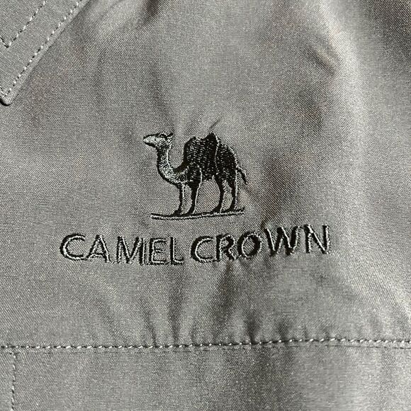 CAMEL CROWN quick dry button up shirt. Small. NWT - Picture 3 of 8